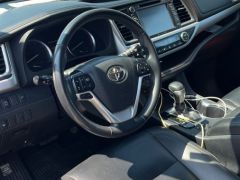 Фото авто Toyota Highlander