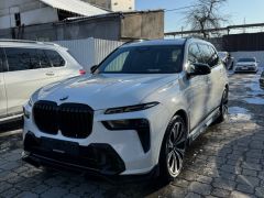 Photo of the vehicle BMW X7