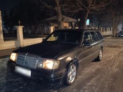 Фото авто Mercedes-Benz W124