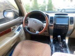 Сүрөт унаа Toyota Land Cruiser Prado