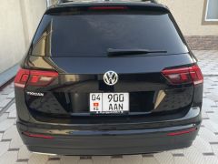 Фото авто Volkswagen Tiguan