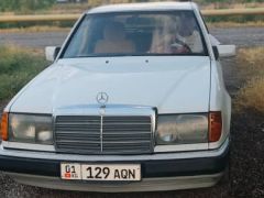 Сүрөт унаа Mercedes-Benz W124