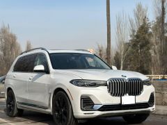 Фото авто BMW X7