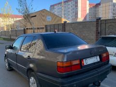 Фото авто Volkswagen Vento