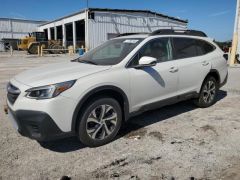 Photo of the vehicle Subaru Outback