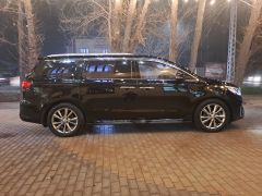 Сүрөт унаа Kia Carnival