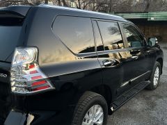 Photo of the vehicle Lexus GX