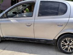 Фото авто Toyota Yaris