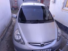 Photo of the vehicle Honda Fit