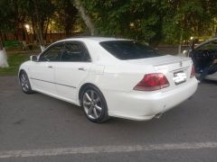 Сүрөт унаа Toyota Crown