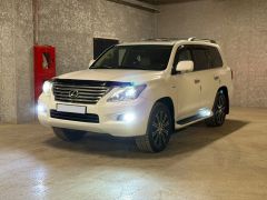 Сүрөт унаа Lexus LX