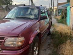 Photo of the vehicle Ford Explorer