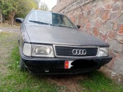 Photo of the vehicle Audi 100