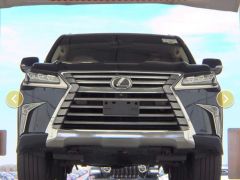 Photo of the vehicle Lexus LX