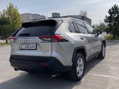 Сүрөт унаа Toyota RAV4