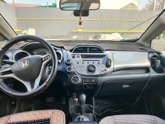 Фото авто Honda Fit