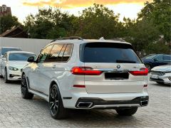 Сүрөт унаа BMW X7