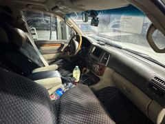 Photo of the vehicle Lexus LX