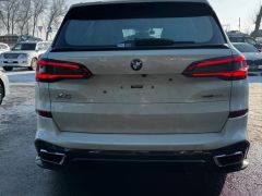 Photo of the vehicle BMW X5