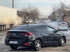 Фото авто Hyundai Elantra