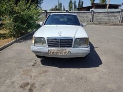 Сүрөт унаа Mercedes-Benz W124