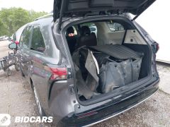 Сүрөт унаа Toyota Sienna