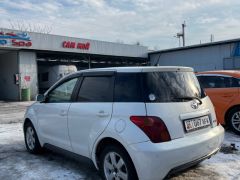 Сүрөт унаа Toyota Ist