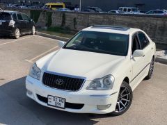 Сүрөт унаа Toyota Crown Majesta