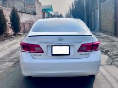 Photo of the vehicle Lexus ES