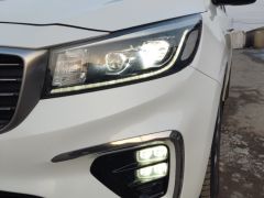 Сүрөт унаа Kia Carnival