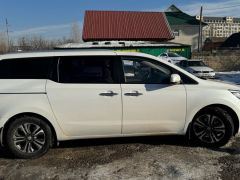 Фото авто Kia Carnival