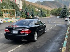 Photo of the vehicle Toyota Crown