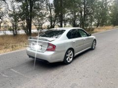 Photo of the vehicle Subaru Legacy