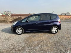 Photo of the vehicle Honda Fit