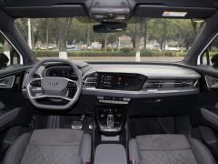 Фото авто Audi Q4 e-tron