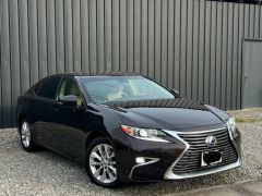 Photo of the vehicle Lexus ES