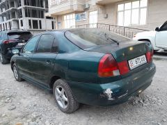 Сүрөт унаа Mitsubishi Carisma