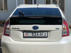 Сүрөт унаа Toyota Prius