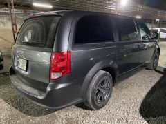 Сүрөт унаа Dodge Caravan