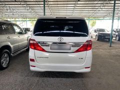 Сүрөт унаа Toyota Alphard