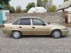 Сүрөт унаа Daewoo Nexia