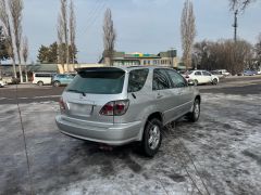 Photo of the vehicle Lexus RX