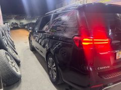 Сүрөт унаа Kia Carnival