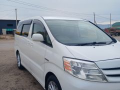 Photo of the vehicle Toyota Alphard