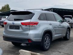 Фото авто Toyota Highlander