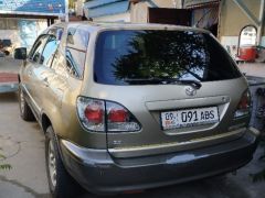 Сүрөт унаа Toyota Harrier