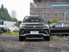 Photo of the vehicle Volkswagen Tiguan