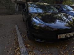 Фото авто Tesla Model 3