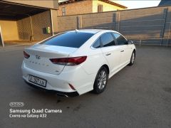 Photo of the vehicle Hyundai Sonata