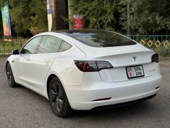 Сүрөт унаа Tesla Model 3